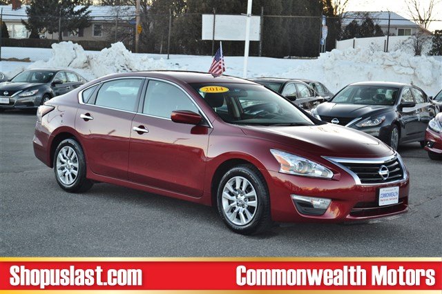 Pre owned nissan altima coupe 2010 #8